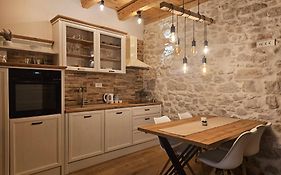 Apartments Dalmatian Stone House